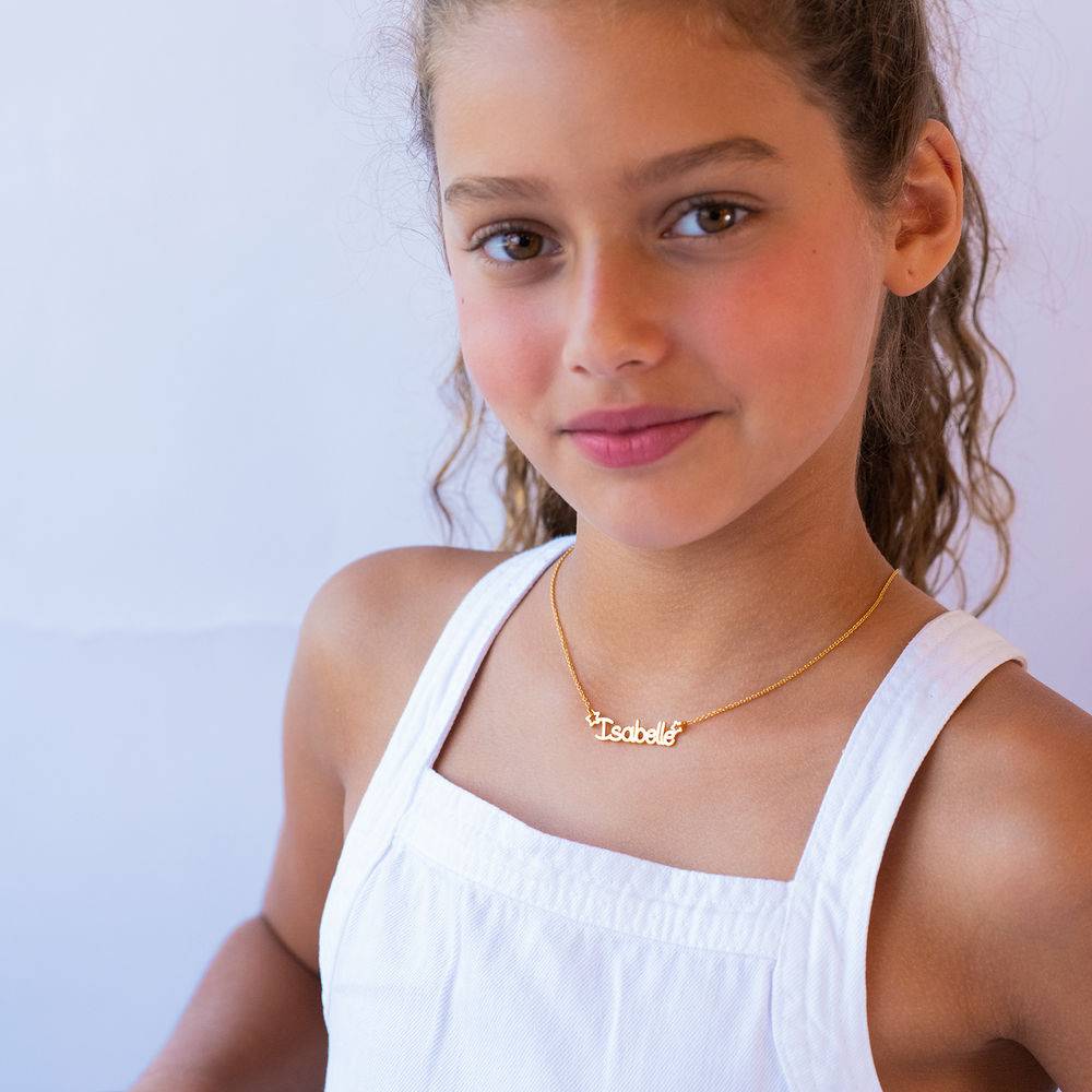 Isa Star Name Necklace