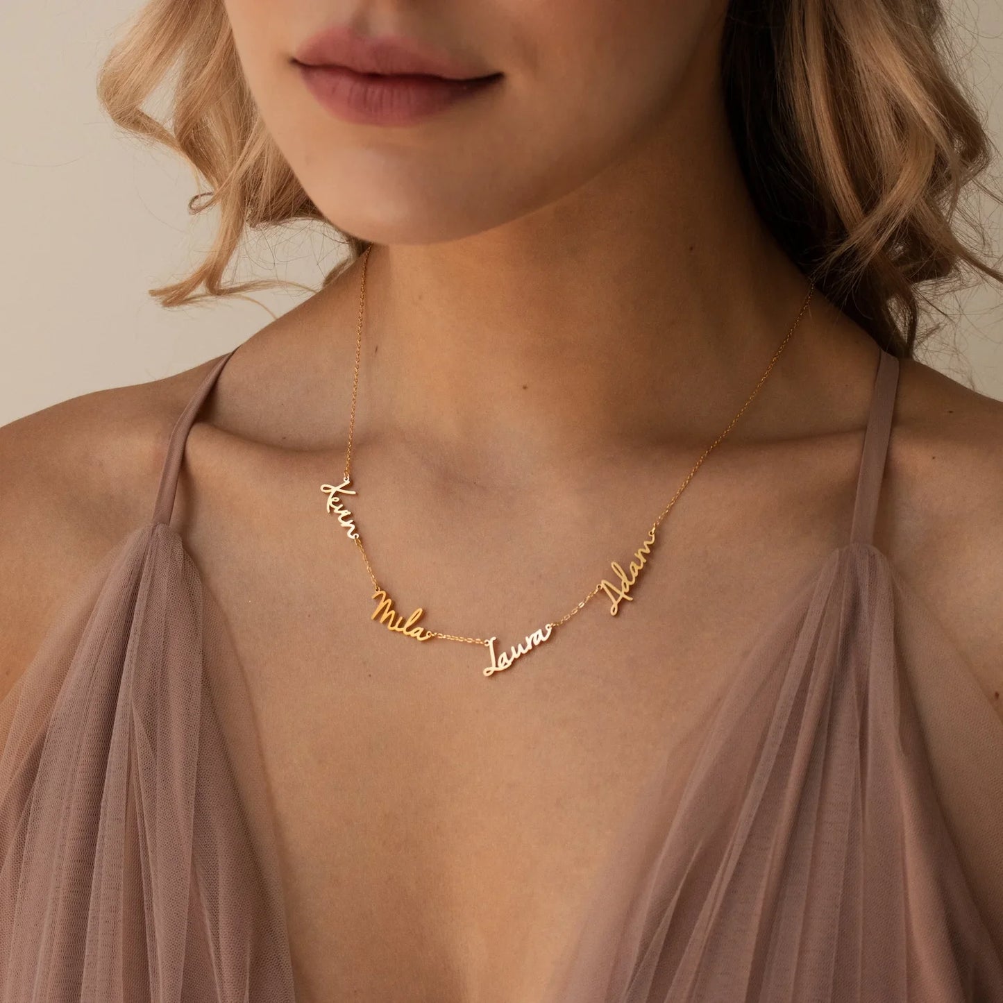 Hazel Multi-Name Pendant Necklace
